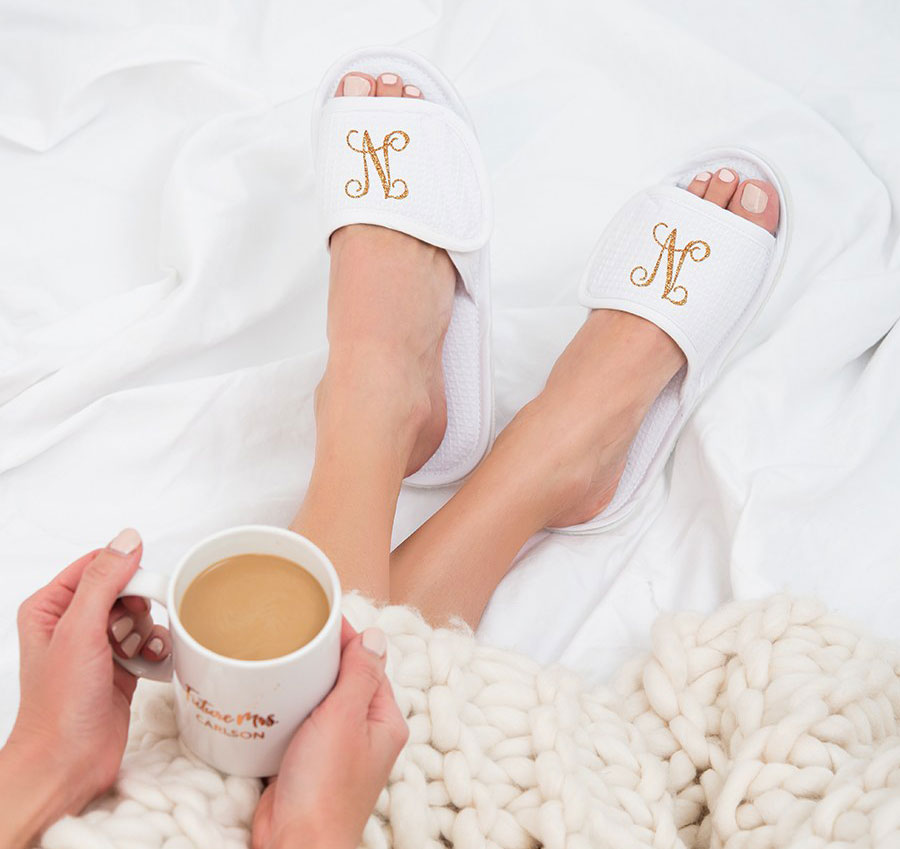 Women&#39;s Slippers - Initial