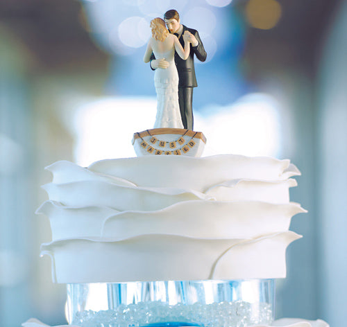 Rowboat Bride &amp; Groom Cake Topper