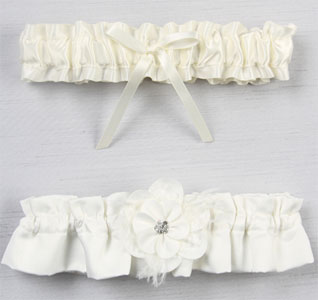 Somerset Wedding Garter Set