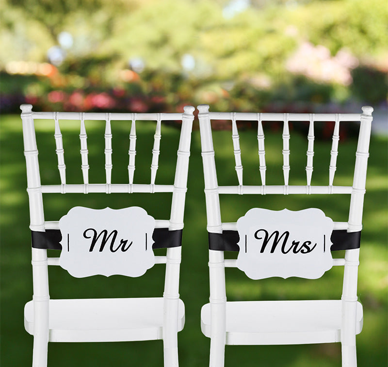 Mr. and Mrs. White Scallop Chair Banners