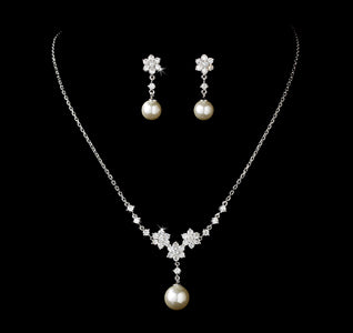 Rhinestone &amp; Pearl Flower Girl Jewelry Set