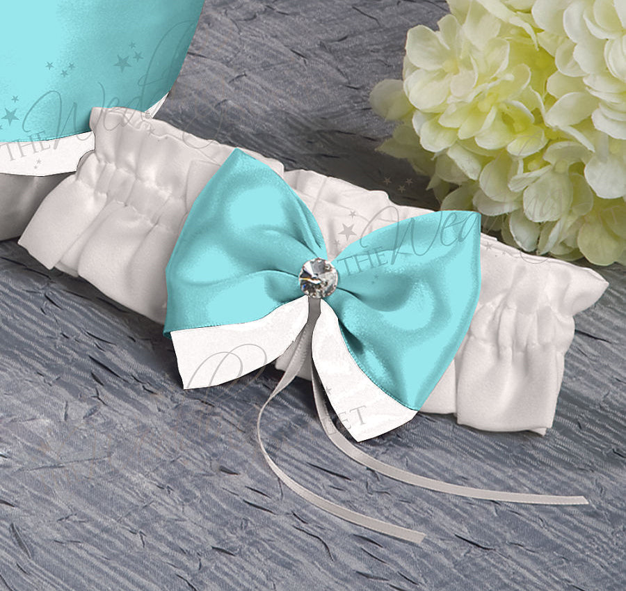 Nostalgia Wedding Garter Set