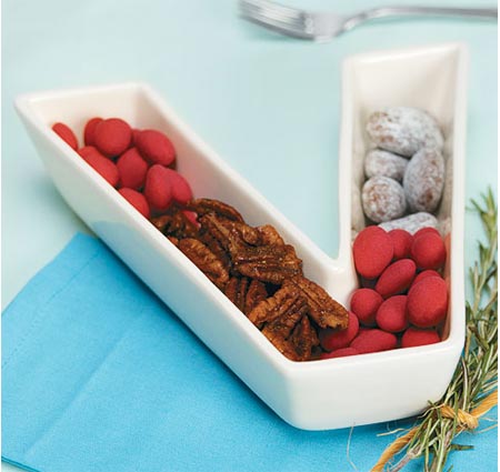 LOVE Ceramic Plate Set