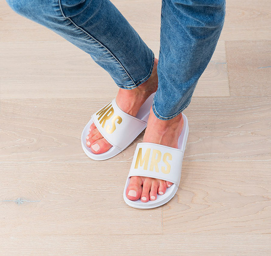 Women&#39;s Slide Sandals - Mrs