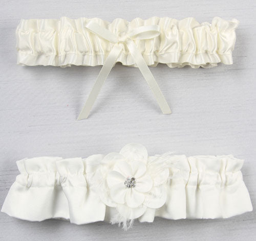 Ivory or White Somerset Bridal Garter Set - Perfect Wedding Gift, Women's, Size: One size