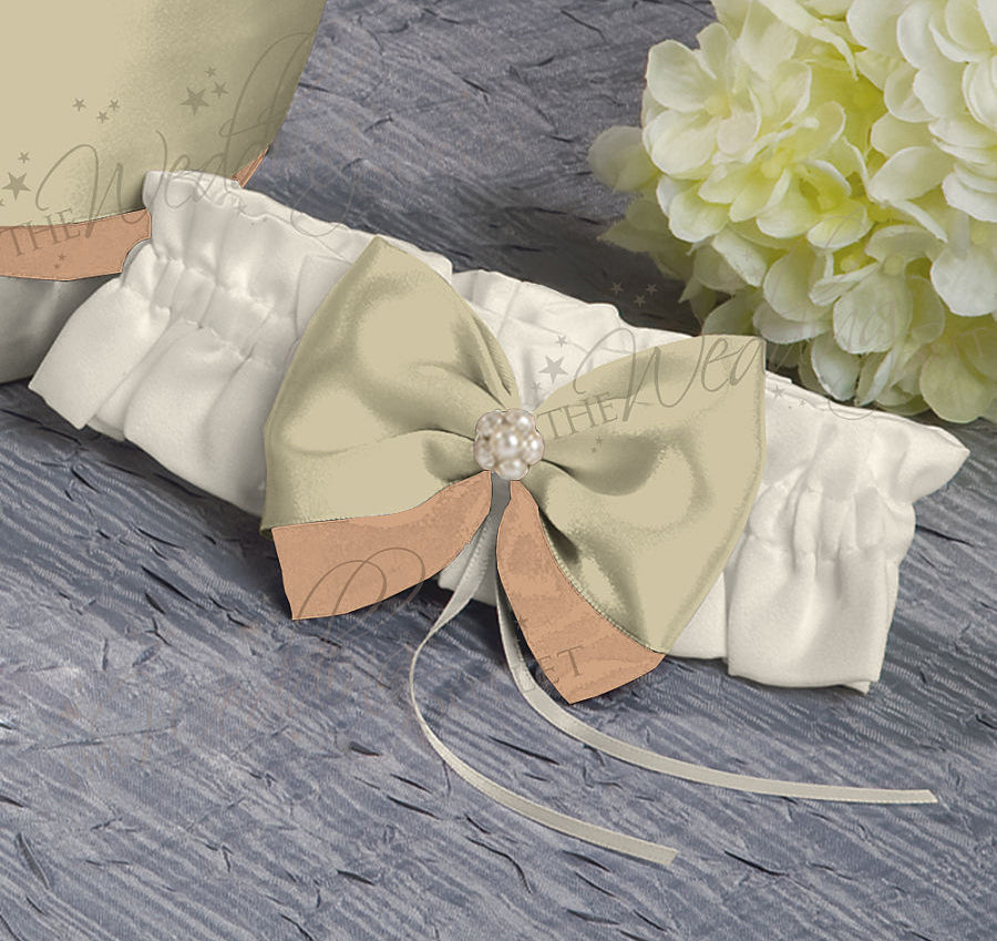 Nostalgia Wedding Garter Set