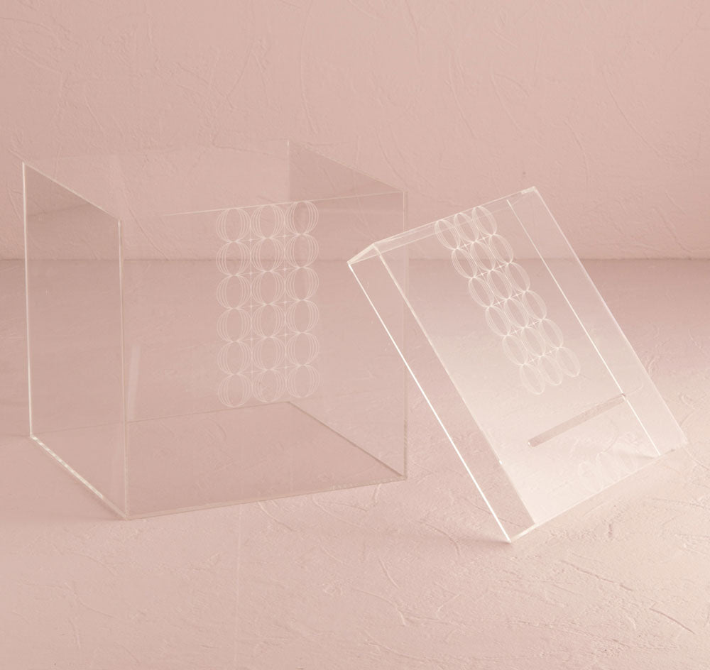 Circle of Love Wedding Wish Acrylic Card Box