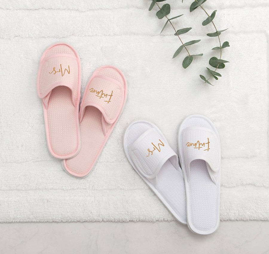 Women&#39;s Slippers - Future Mrs