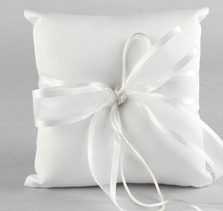 Simplicity Ring Bearer Pillow