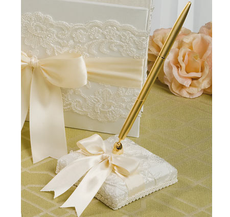 Chantilly Lace Pen Set
